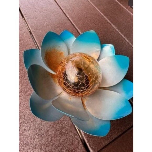 Solar Light Outdoor 2Pack Art Crackle Globe Glass Lotus Decoration Solar LED